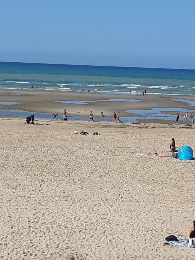Les Obiones, Vue Laterale Mer, Fort Mahon Plage, Magnifique Studio Cabine 4P, Avec Balcon , Parking Prive Gratuit, Wifi, Classe 2 Etoiles, Exposition Plein Sud En Baie De Somme 外观 照片